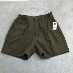 Woorich Men's Outdoor Shorts In the Color Earth size 36 New
